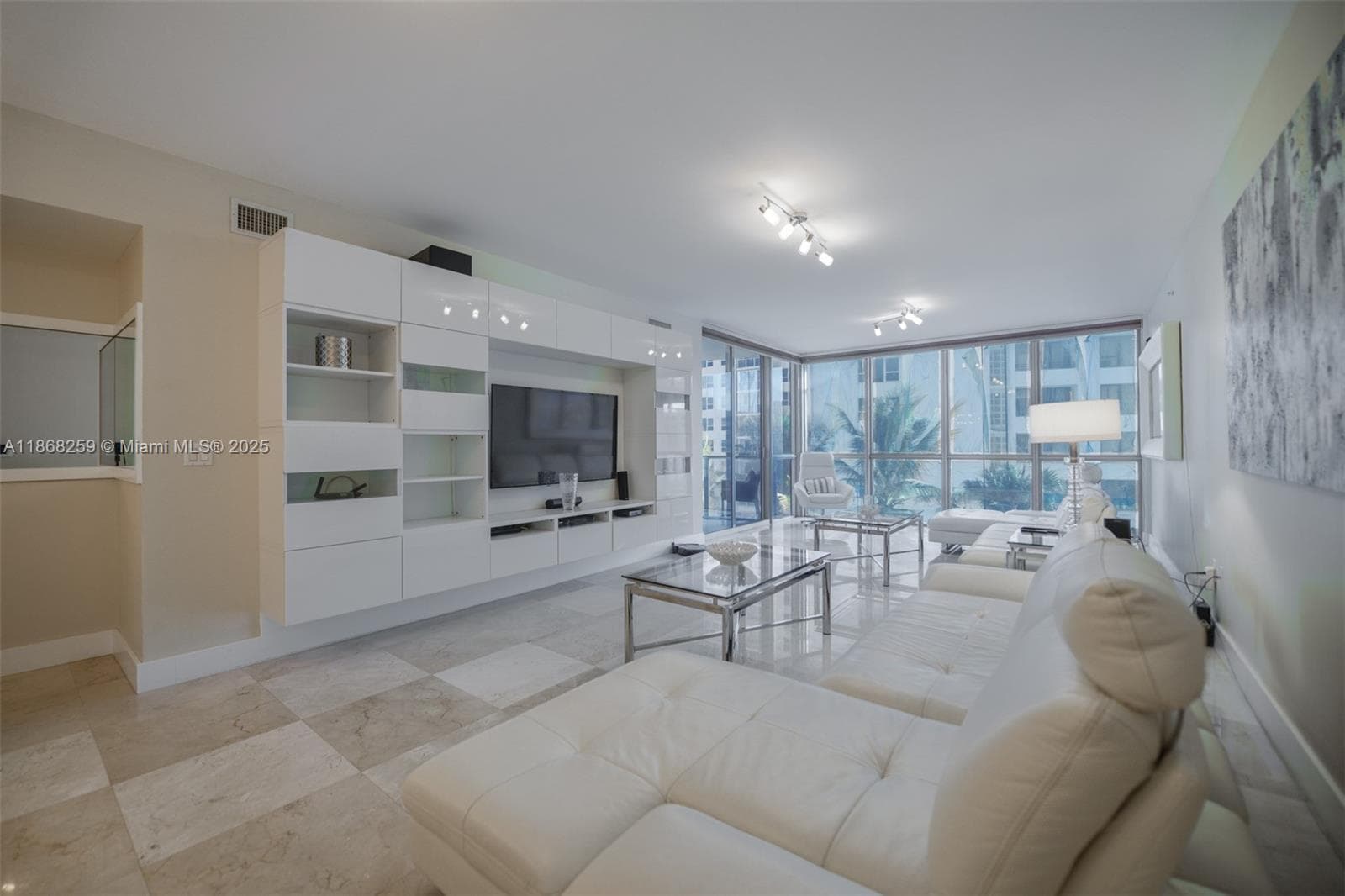 3101 Ocean Dr 3