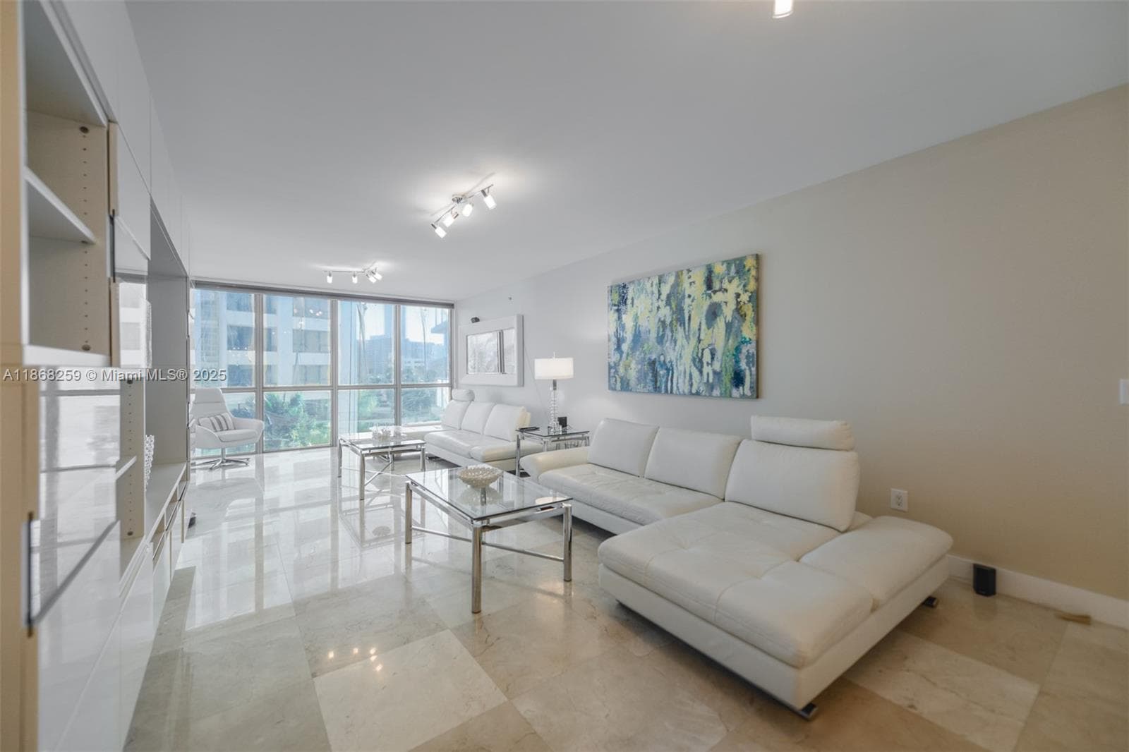 3101 Ocean Dr 5