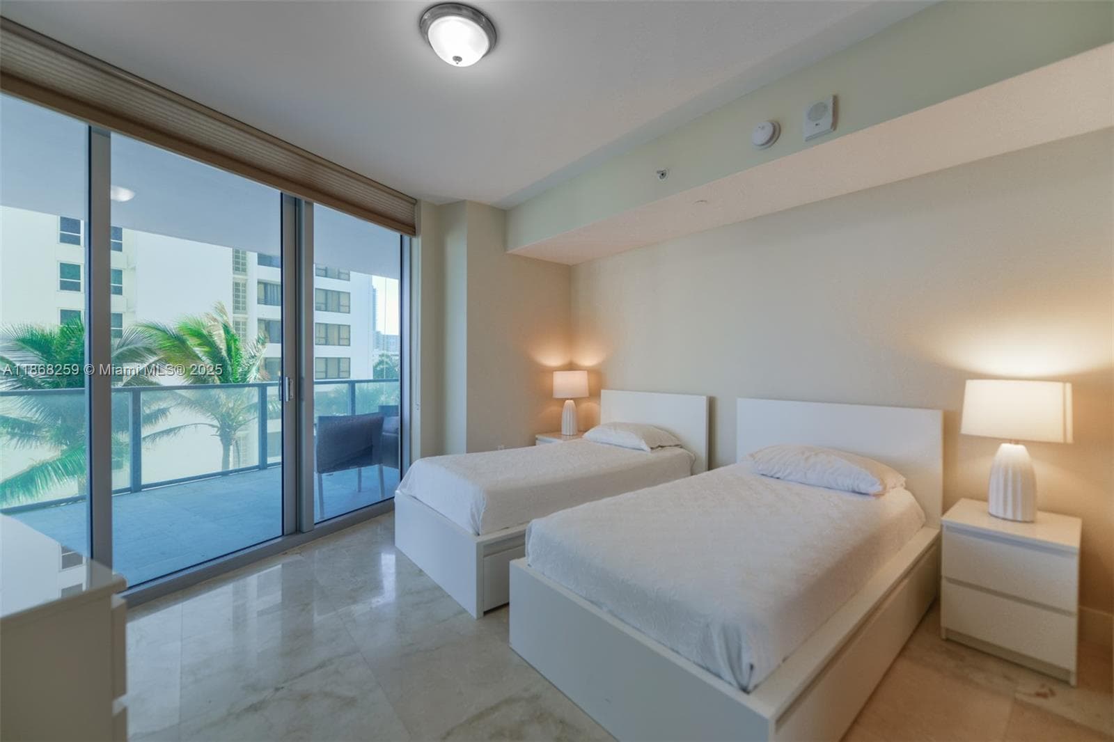 3101 Ocean Dr 404 photo 25