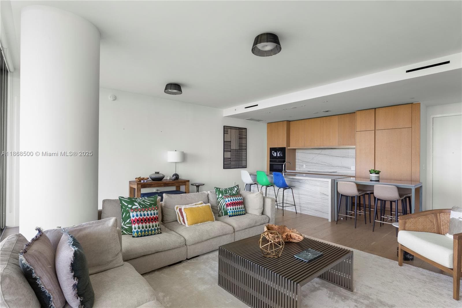 8701 Collins Ave 604 photo 7