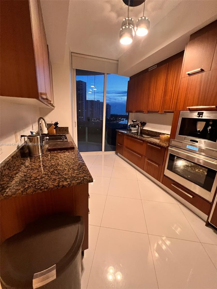 15811 Collins Ave 605 photo 13