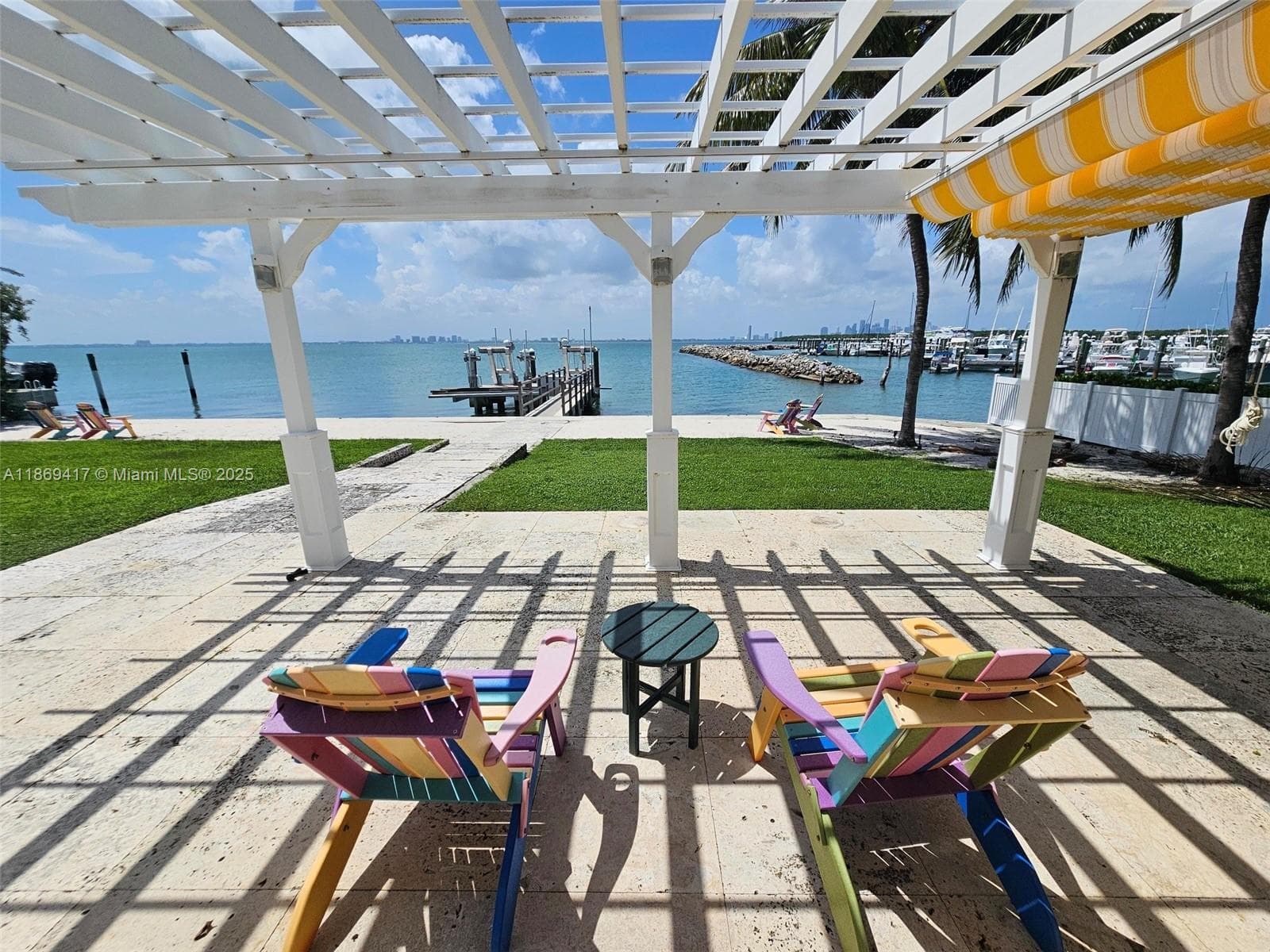 200 Harbor Dr 2