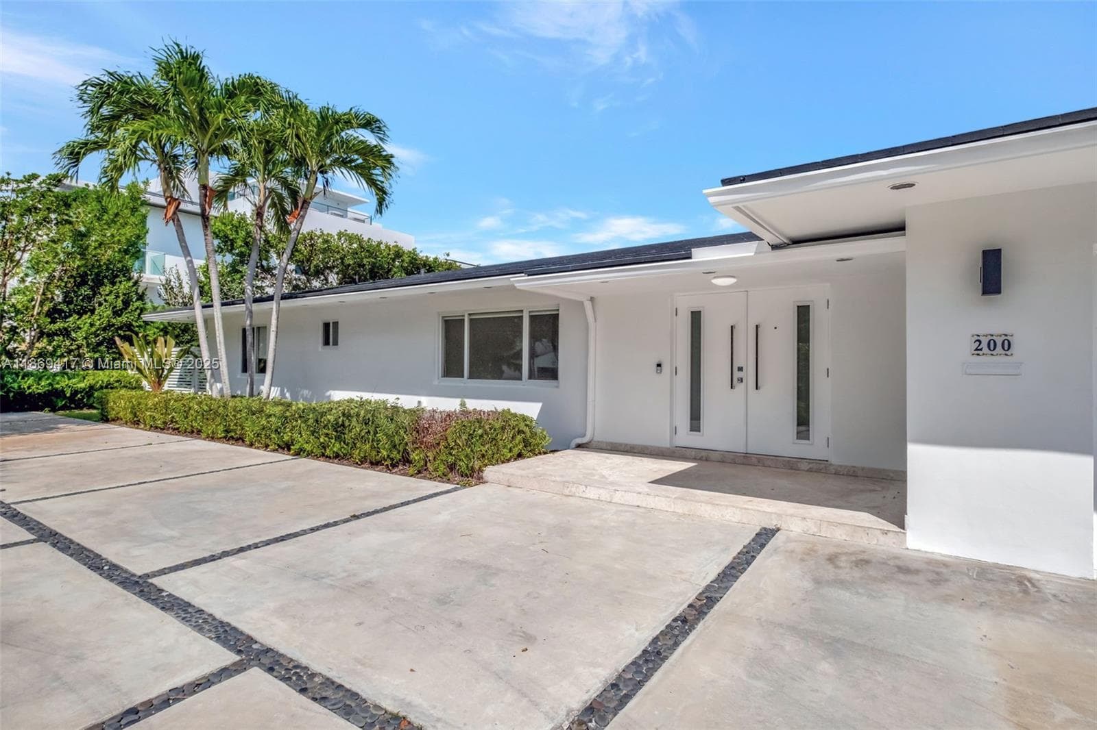 200 Harbor Dr photo 13