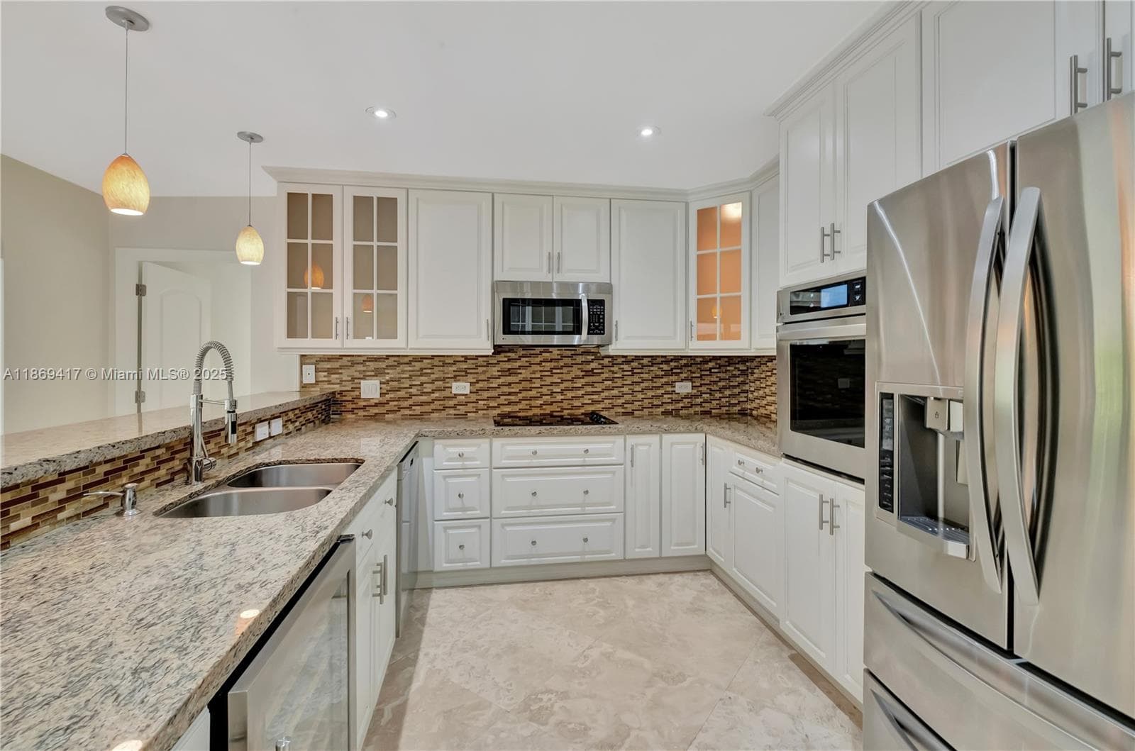200 Harbor Dr photo 16