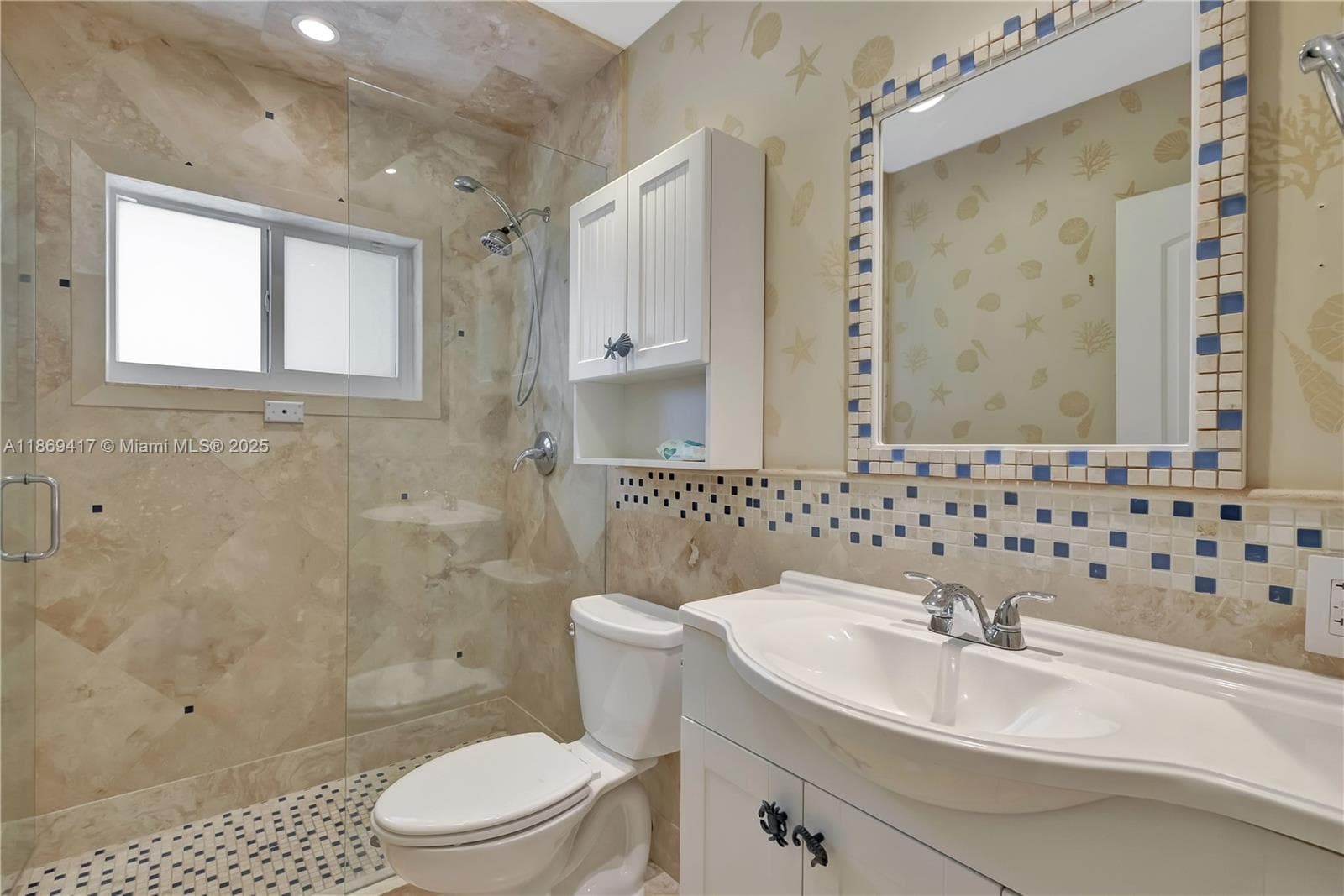 200 Harbor Dr photo 20