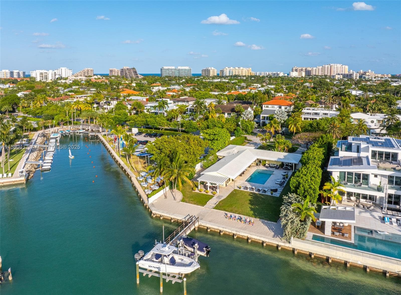 200 Harbor Dr photo 9