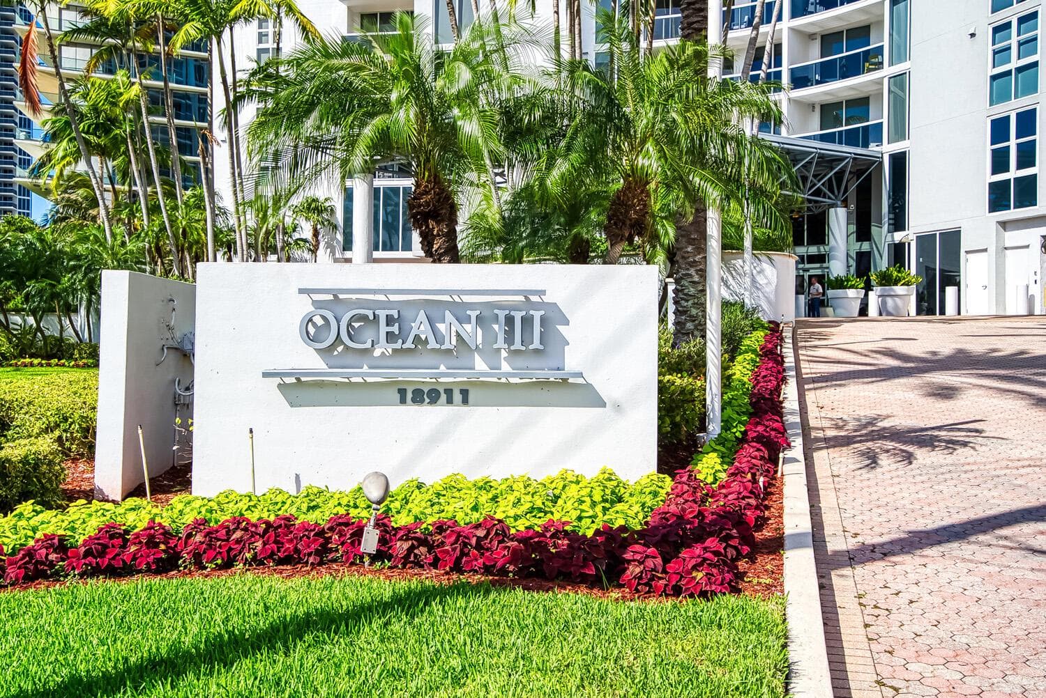 18911 Collins Avenue 506 On 5th Floor photo 9