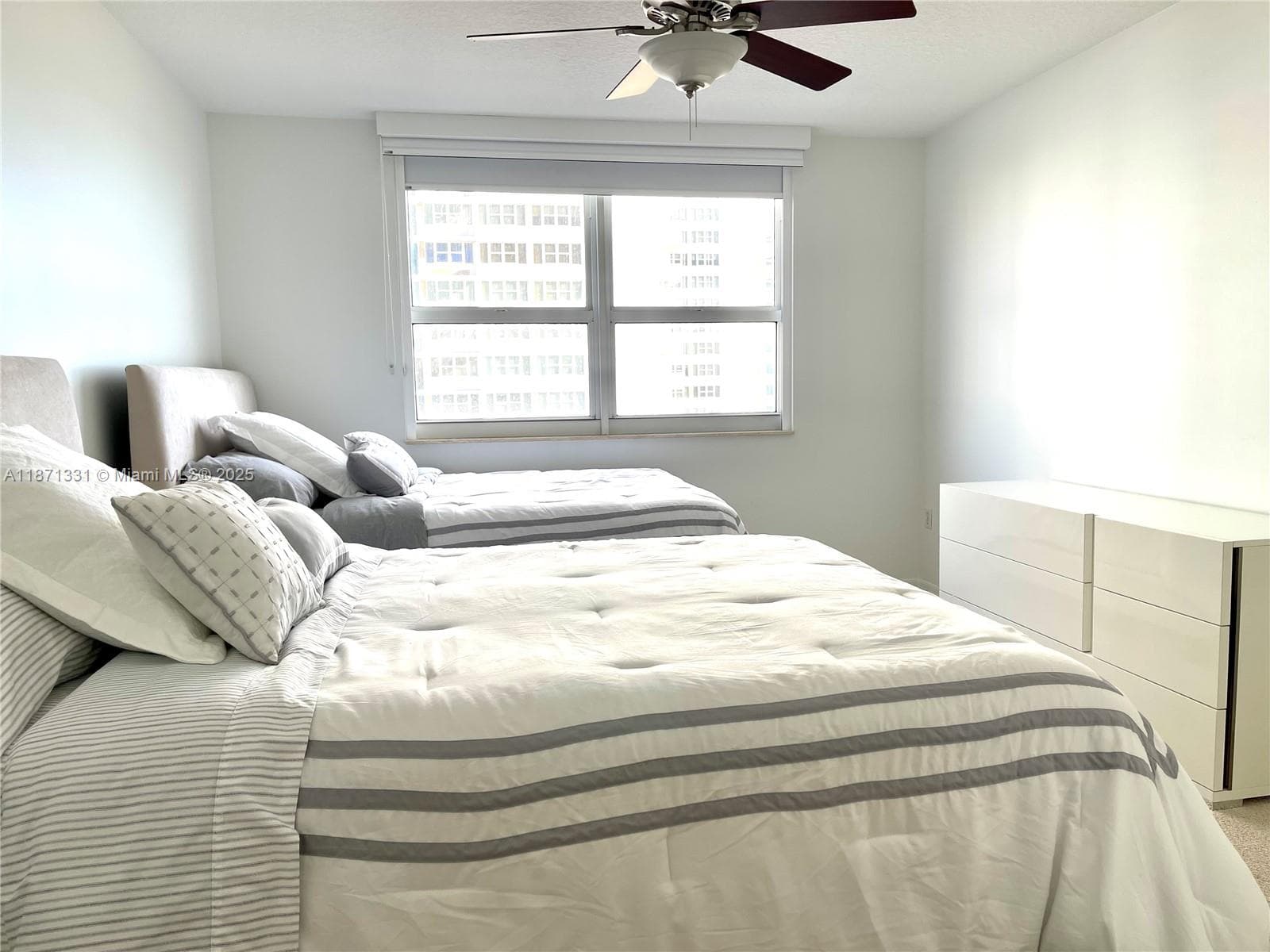 2080 Ocean Dr 604 photo 13