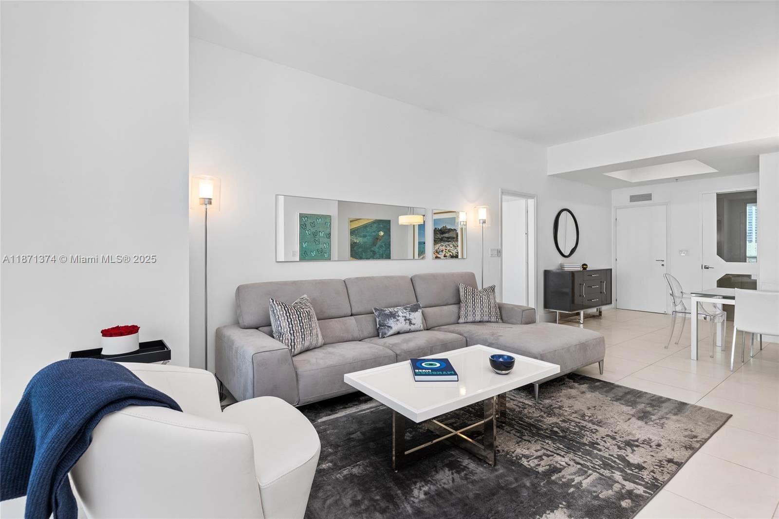 50 Pointe Dr 2