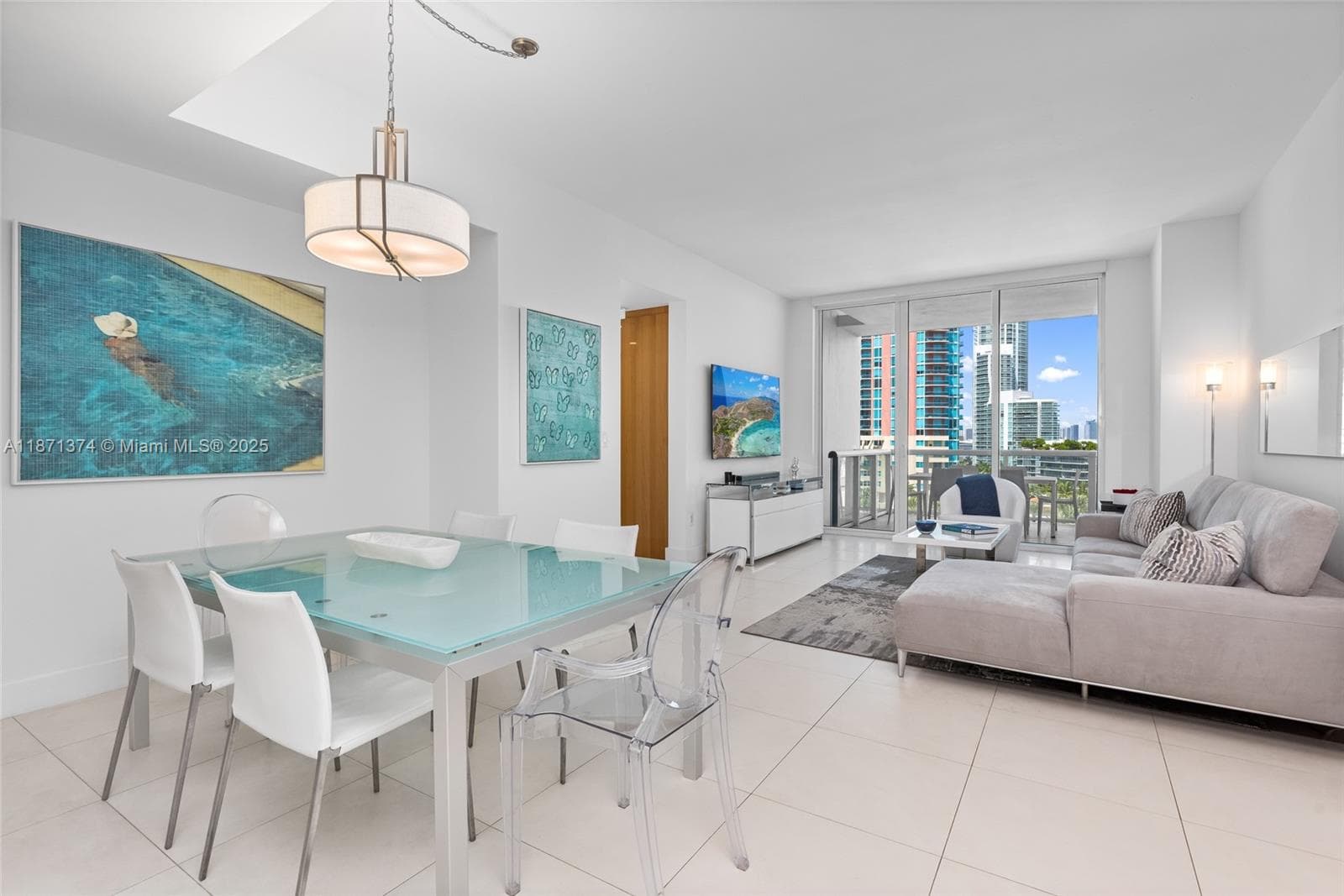 50 Pointe Dr 3