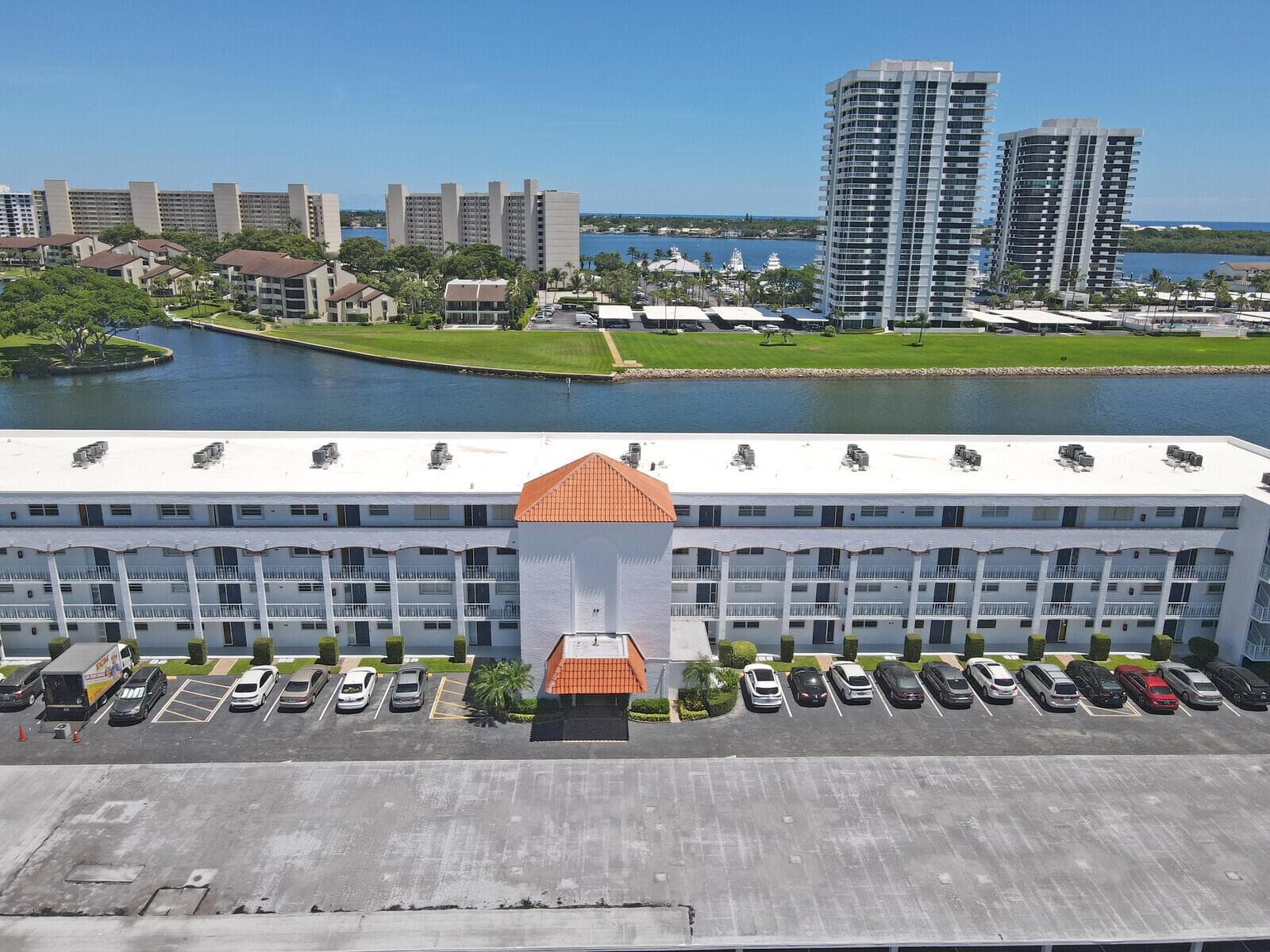 20 Yacht Club Drive #403 2