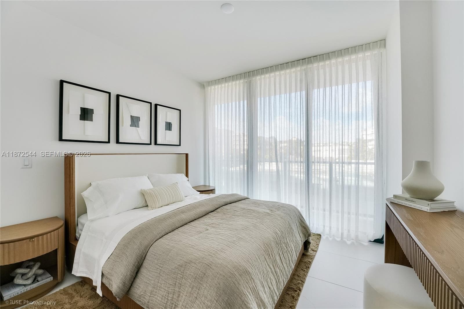 9901 W Bay Harbor Dr 403 photo 25
