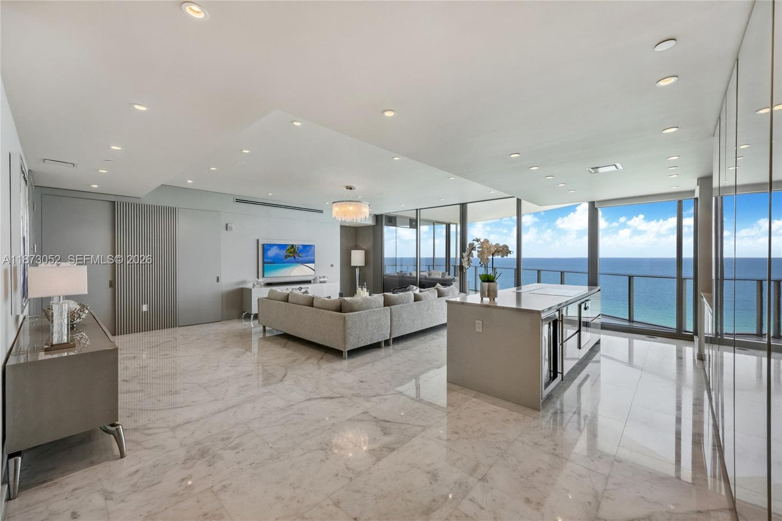 15701 Collins Ave 5