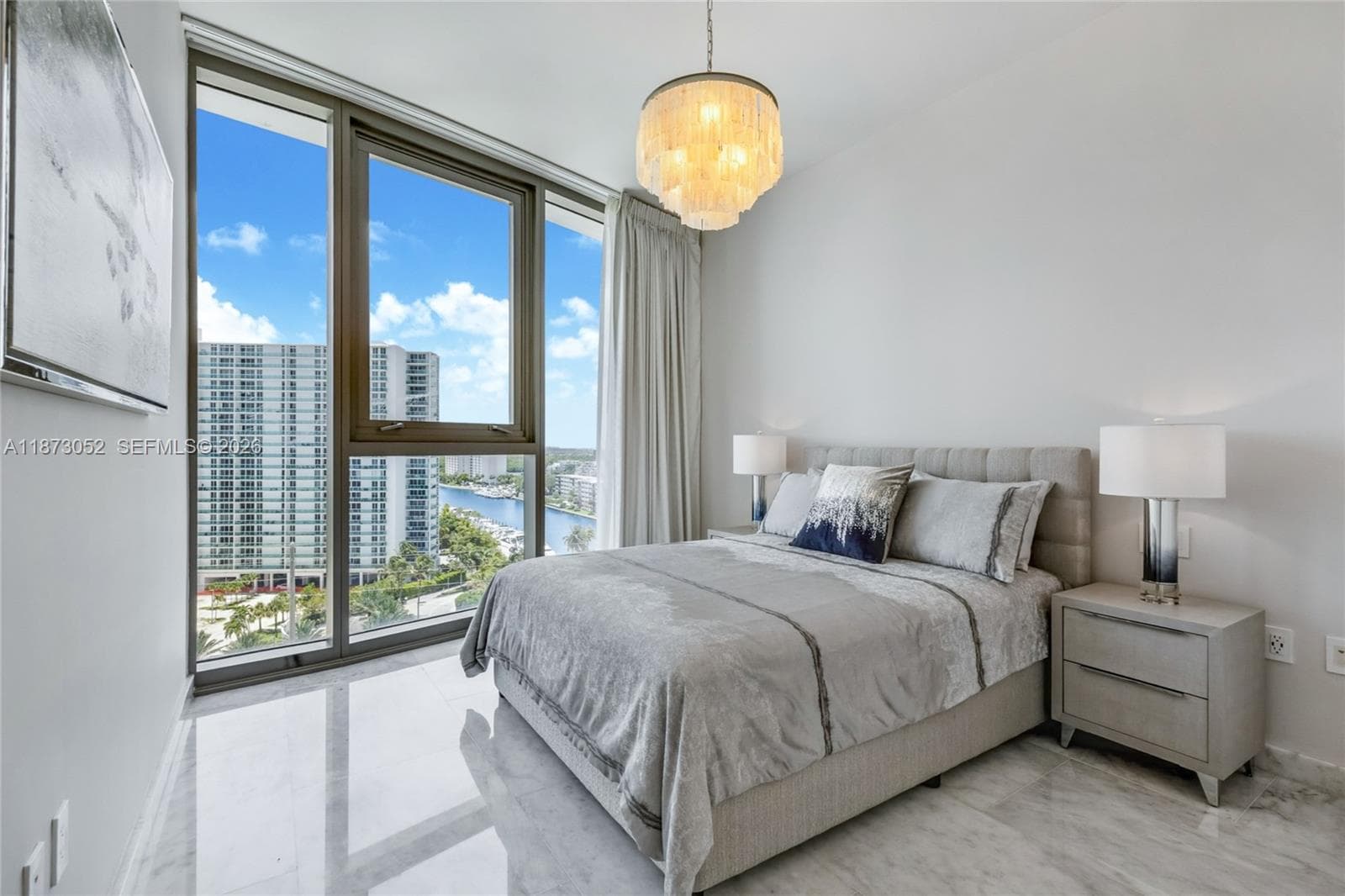 15701 Collins Ave 902 photo 20