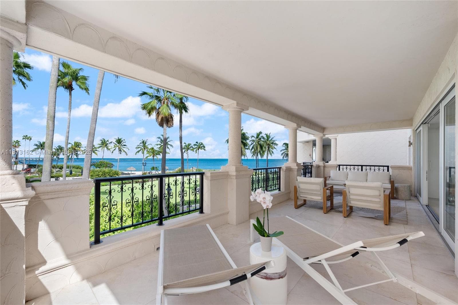 7921 Fisher Island Dr 7921 photo 22