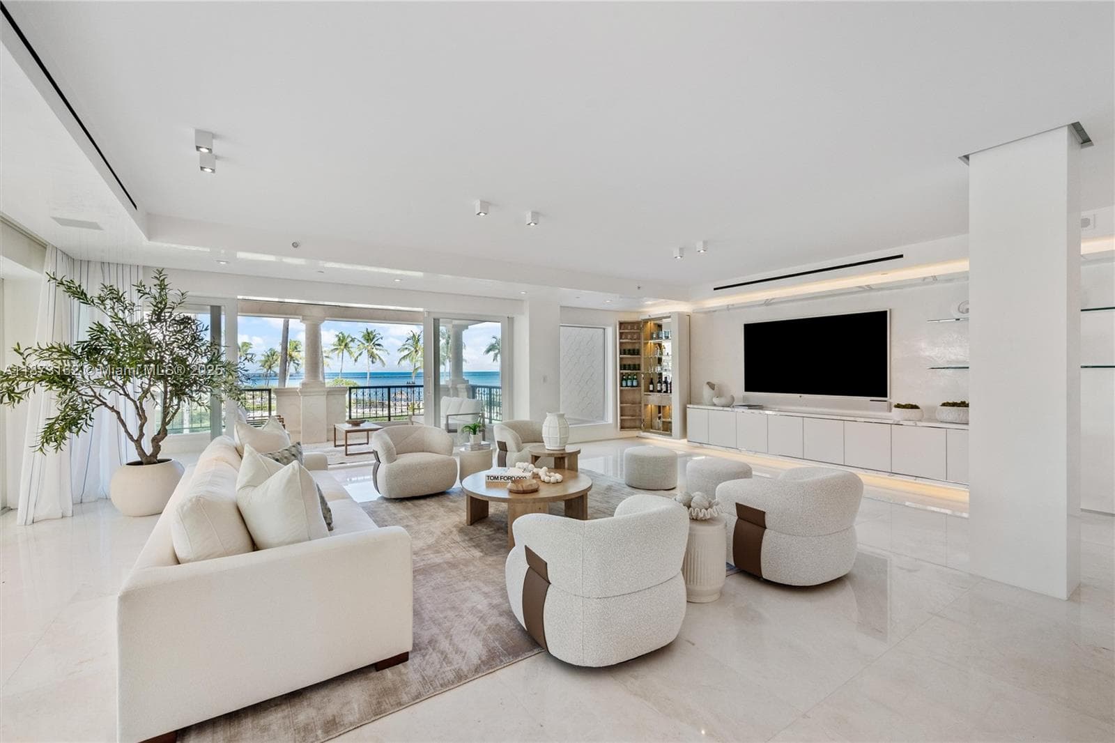 7921 Fisher Island Dr 4