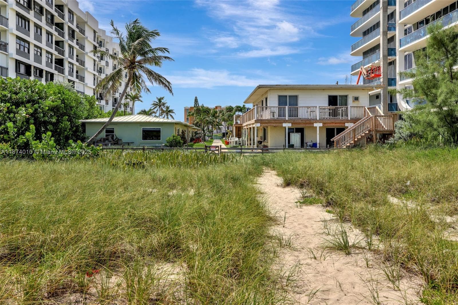 820 N Ocean Blvd 1 photo 16