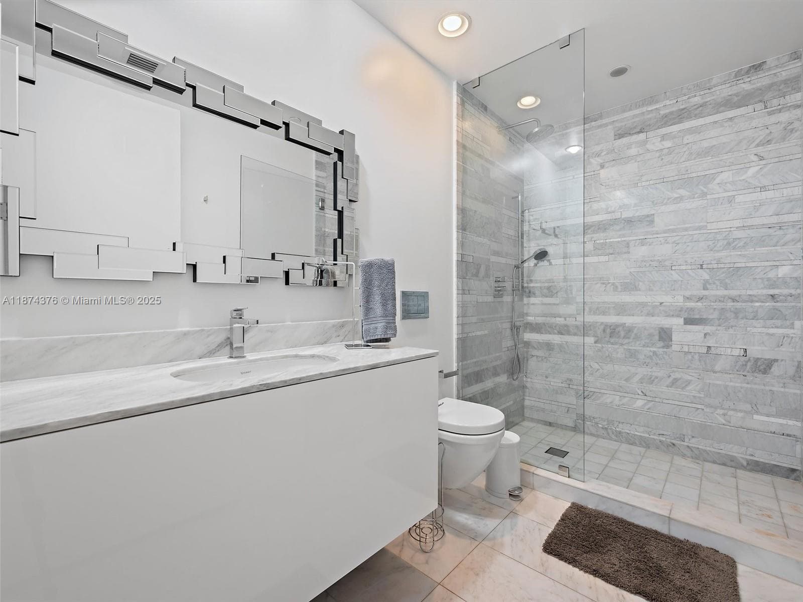 10203 Collins Ave 1105 photo 20