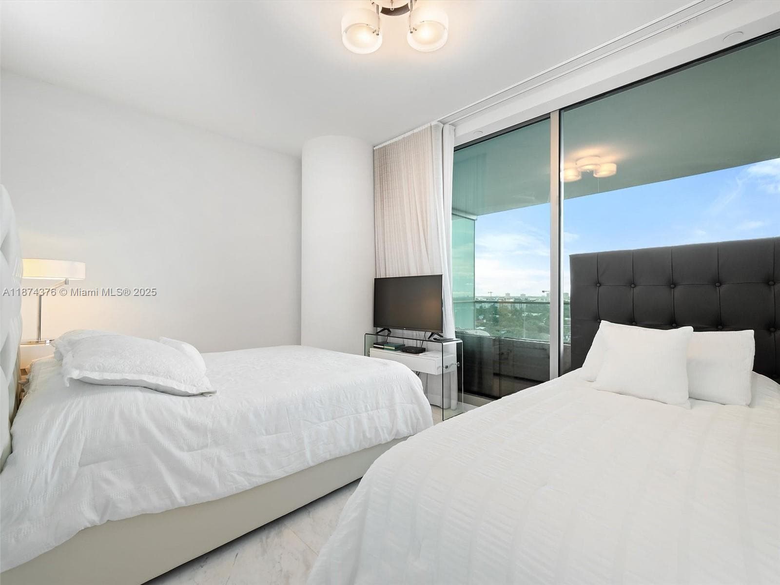 10203 Collins Ave 1105 photo 19