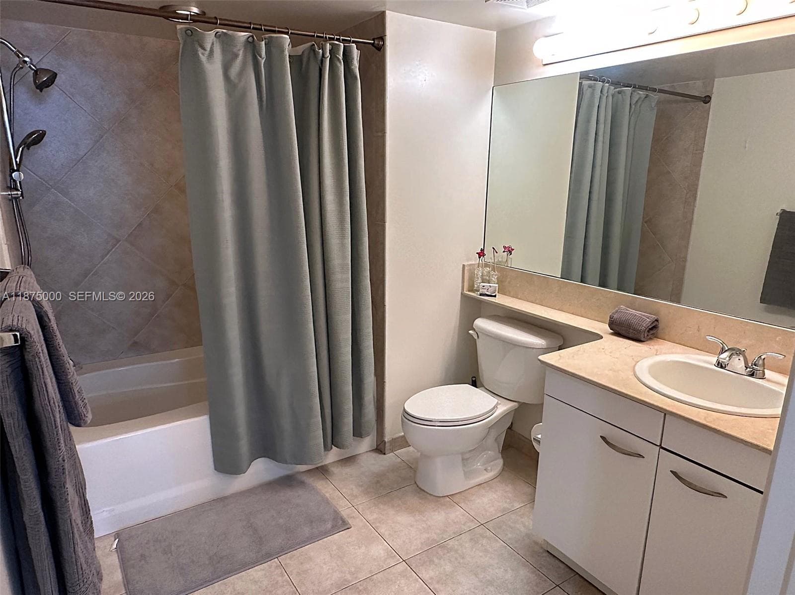2080 OCEAN DRIVE 1010 photo 13