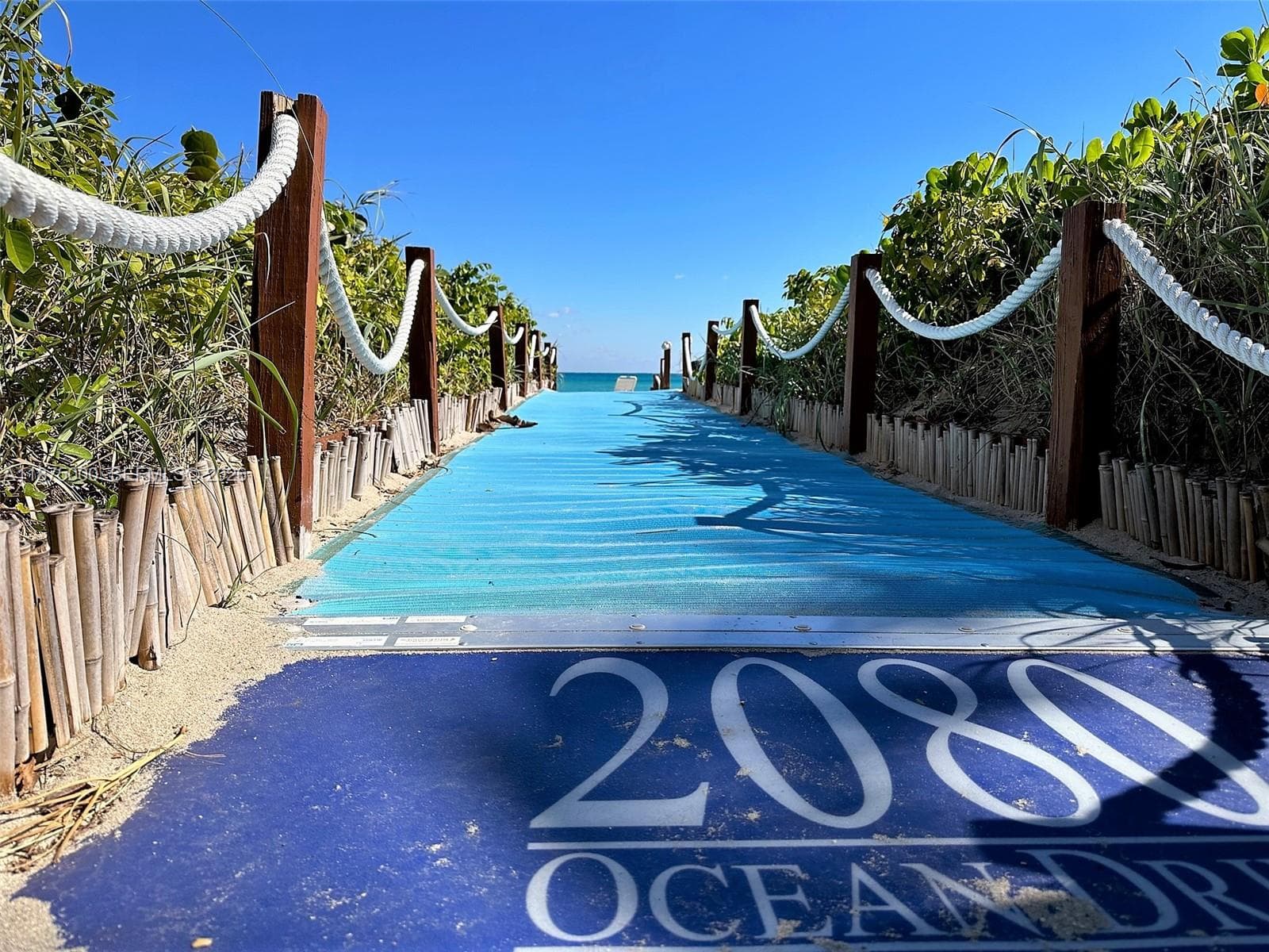2080 OCEAN DRIVE 1010 photo 24