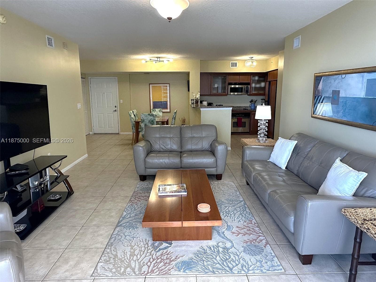 2080 OCEAN DRIVE 4
