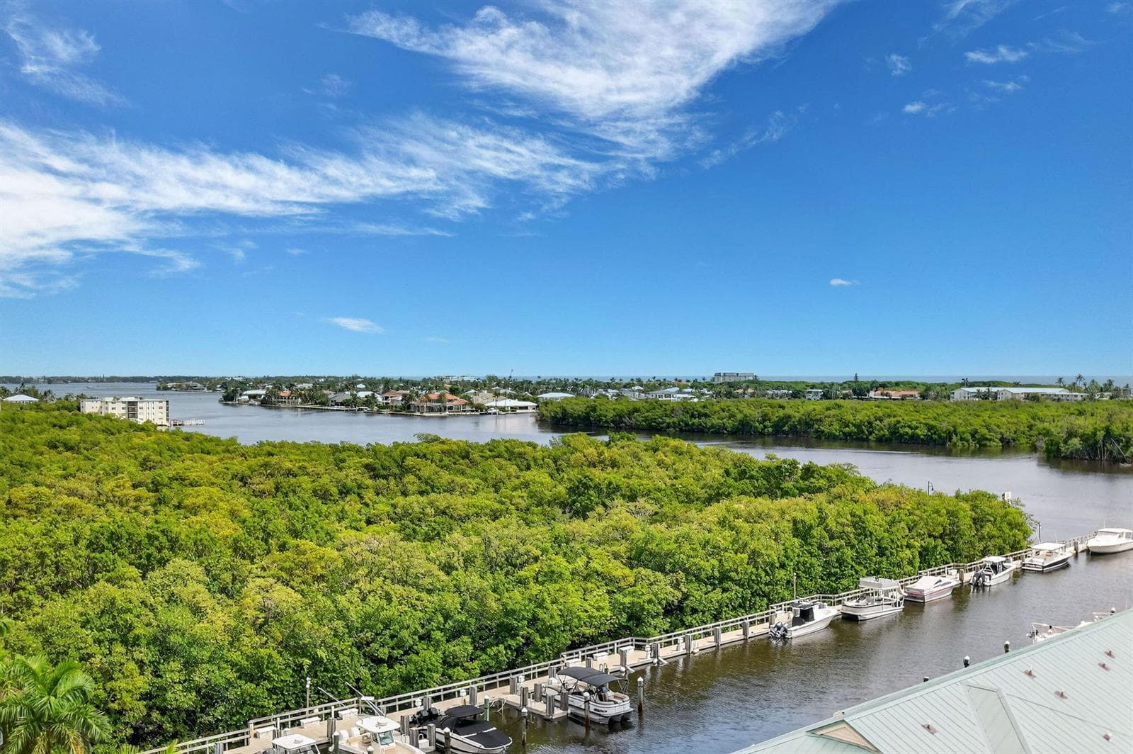 625 Casa Loma Boulevard #802 3