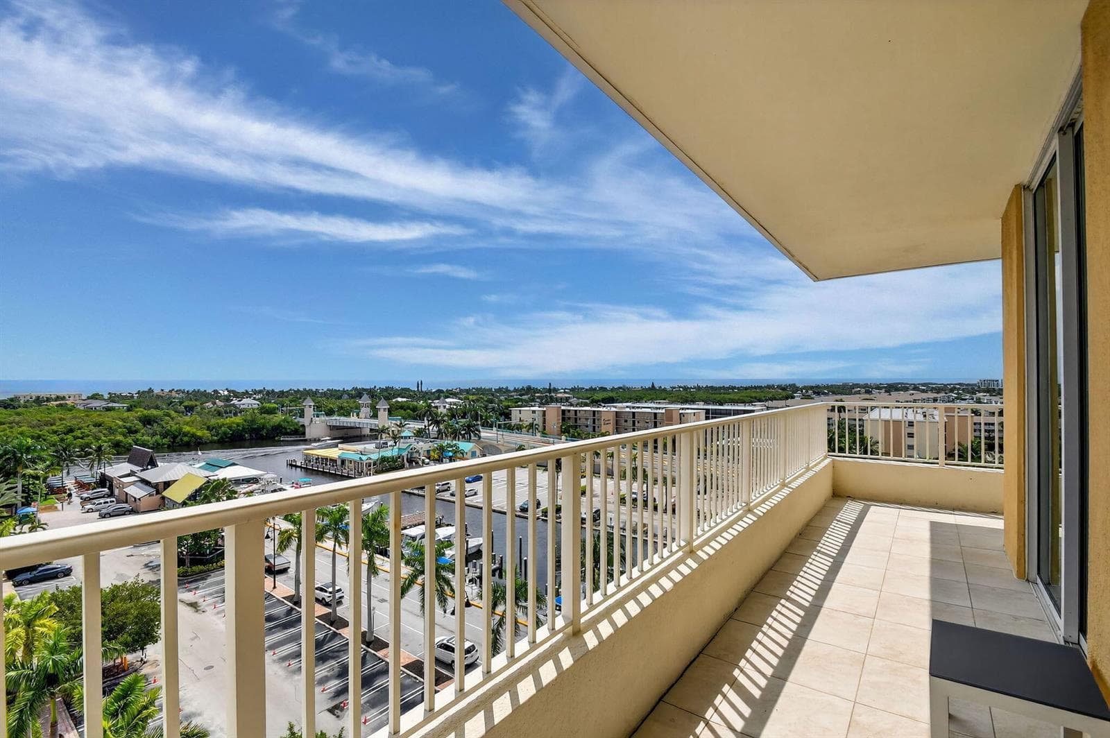 625 Casa Loma Boulevard #802 4