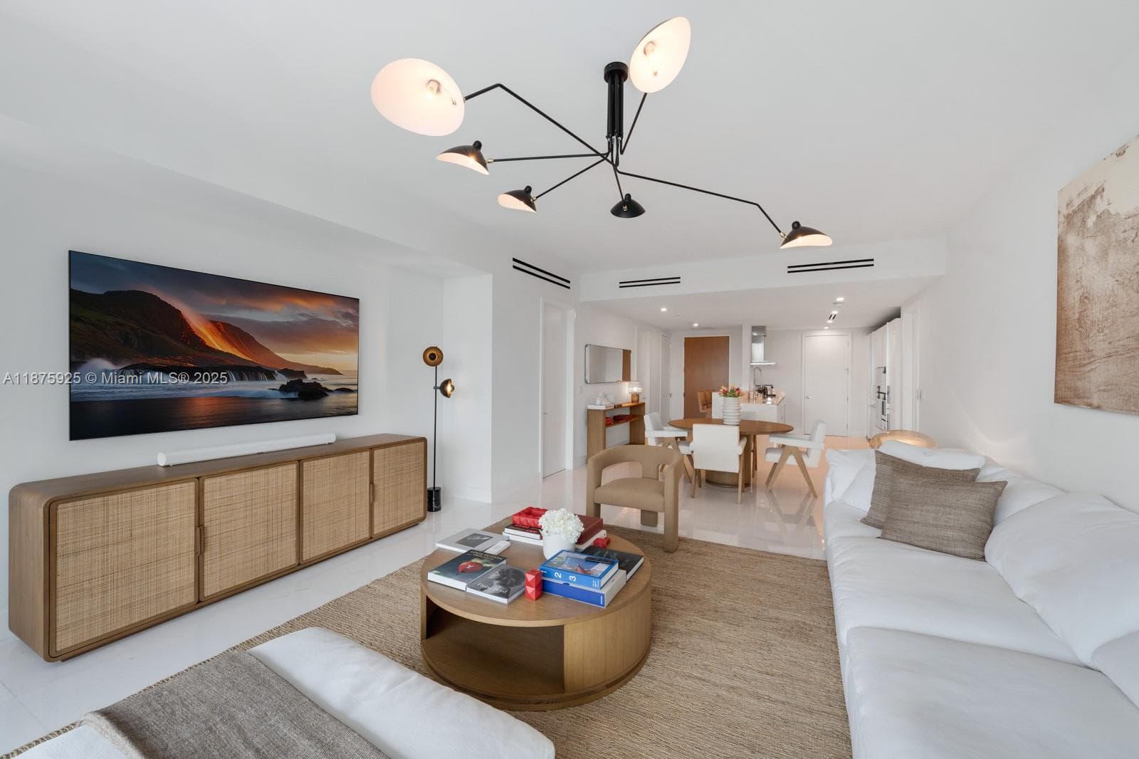 10203 Collins Ave 3