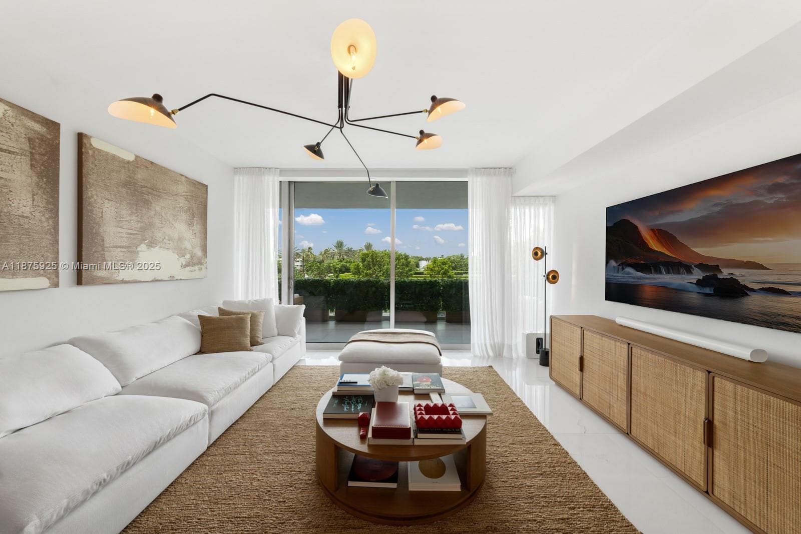 10203 Collins Ave 5