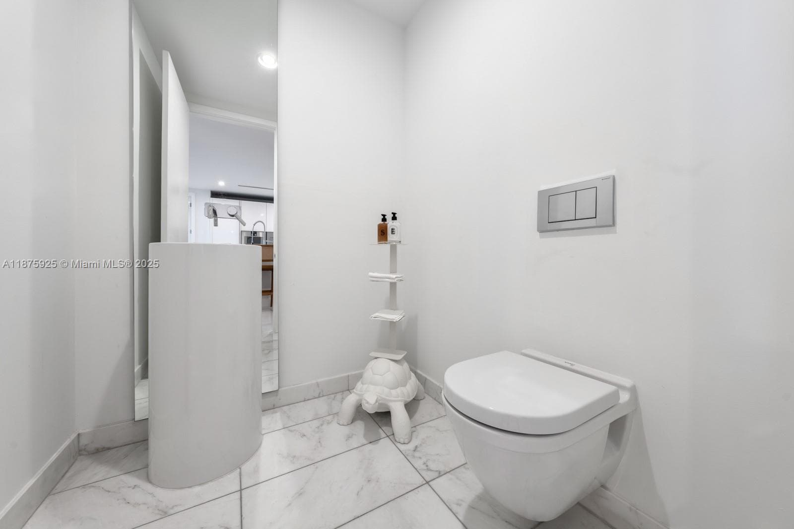 10203 Collins Ave 204 photo 20