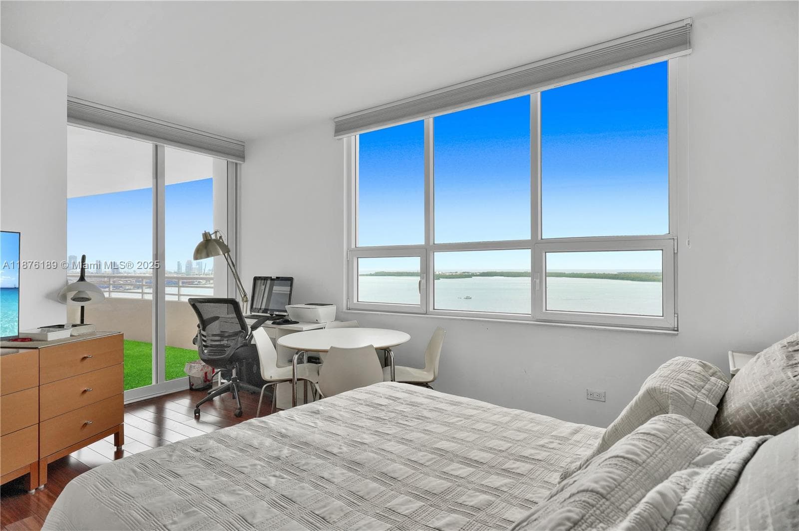 808 Brickell Key Dr 2506 photo 14