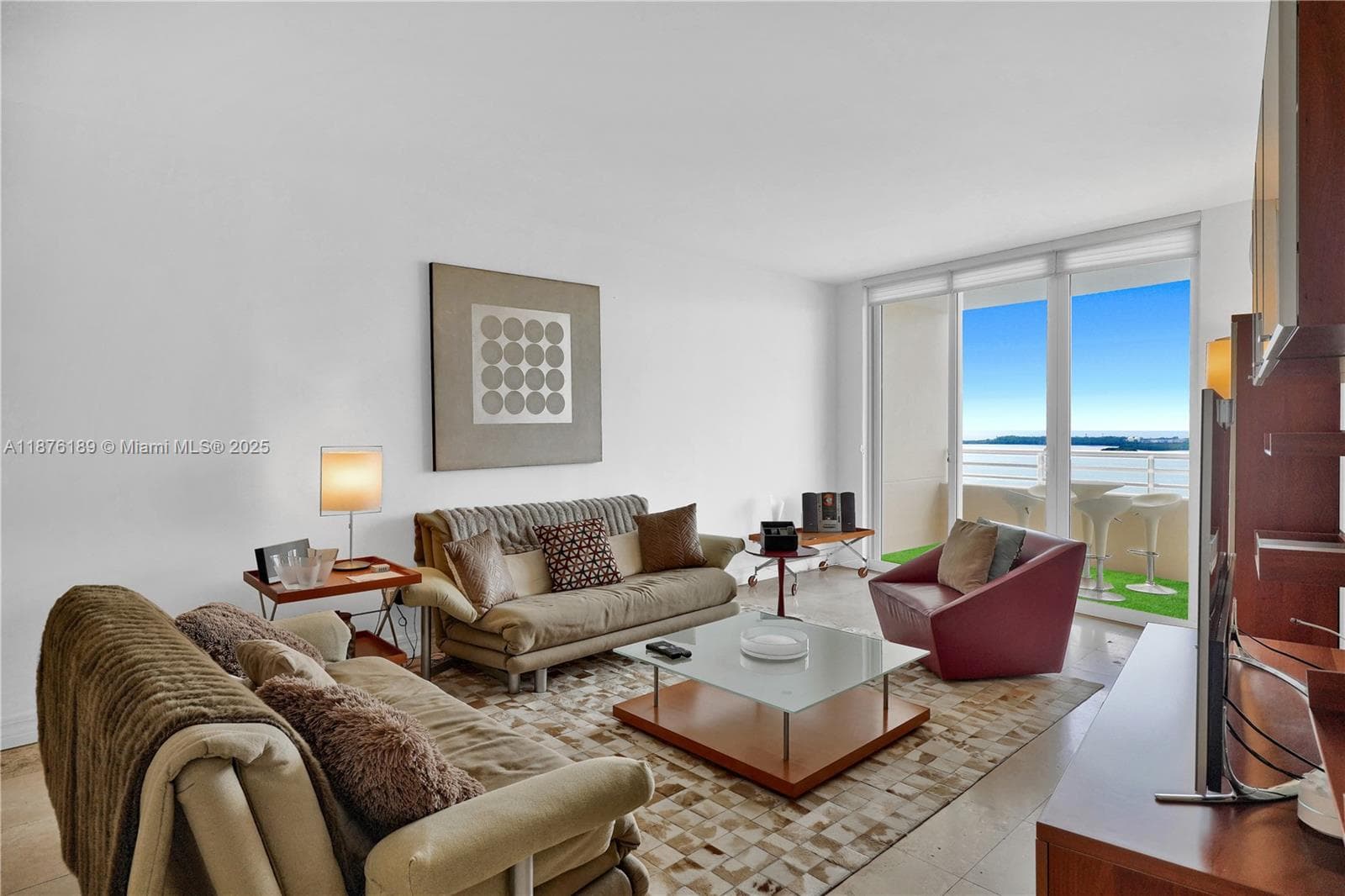 808 Brickell Key Dr 2506 photo 4