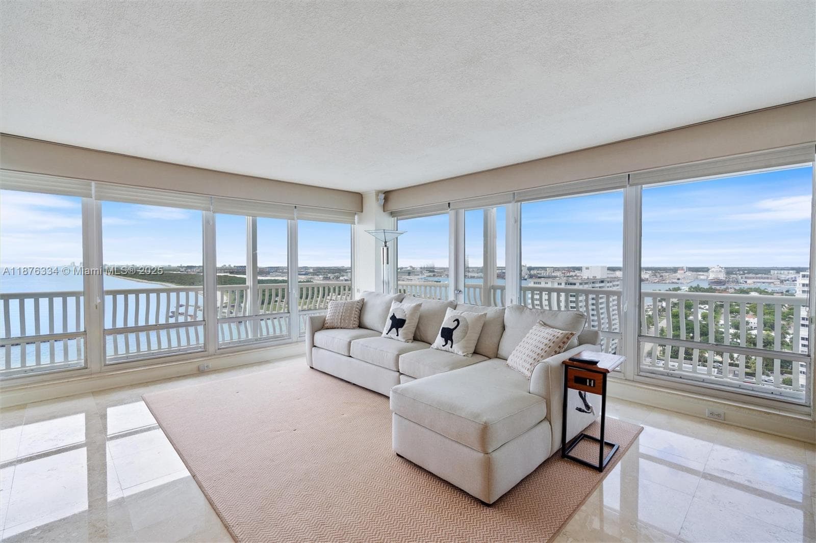 2200 Ocean Ln 3