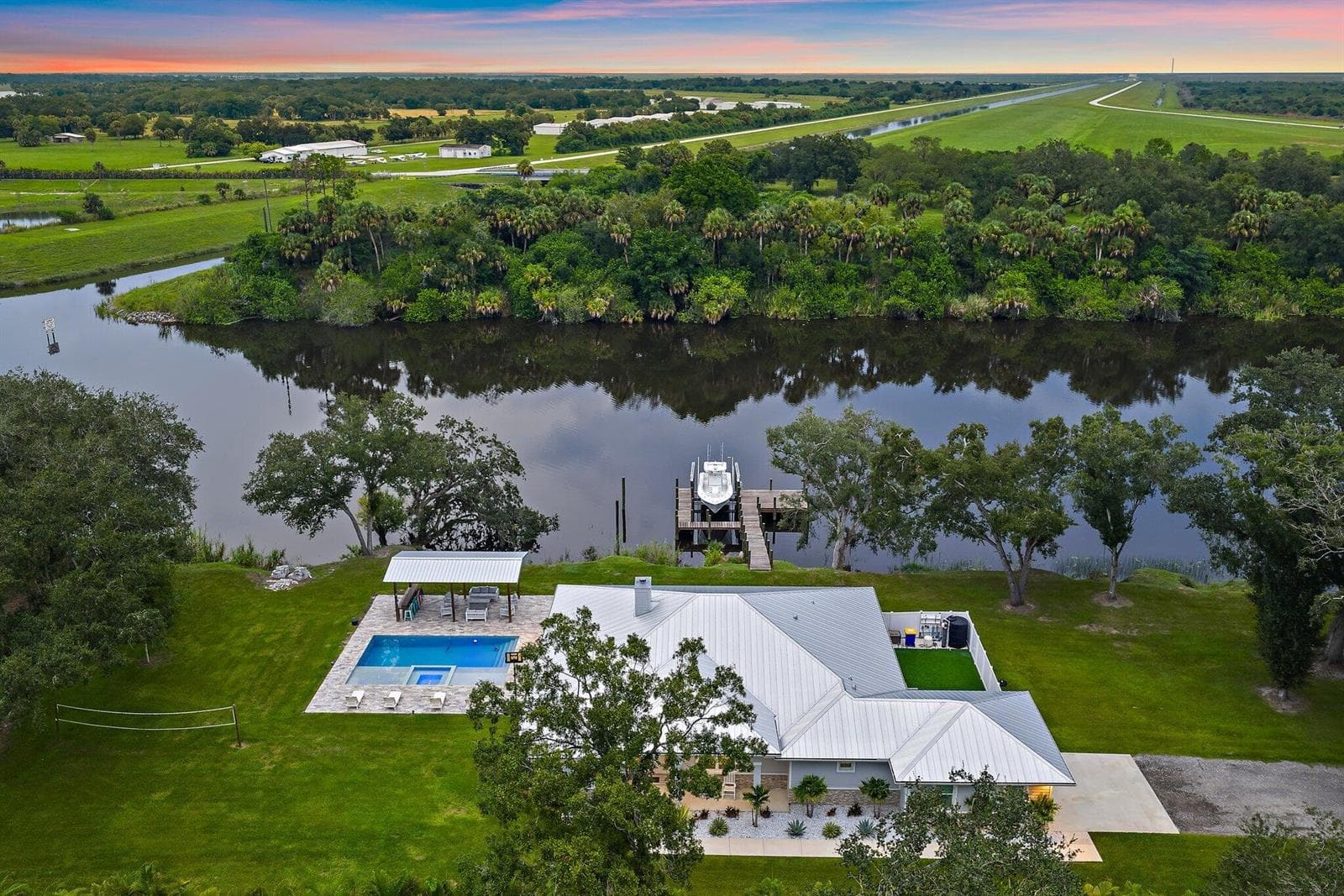 12955 SW Kanner Highway 3