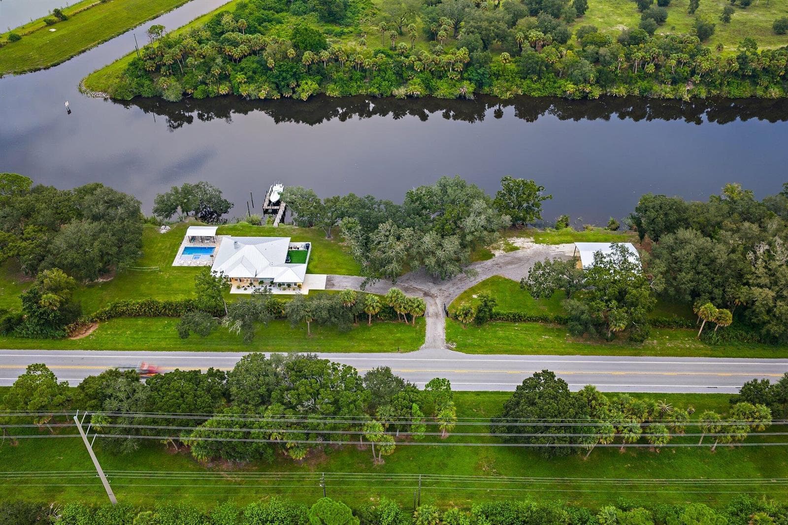 12955 SW Kanner Highway 5
