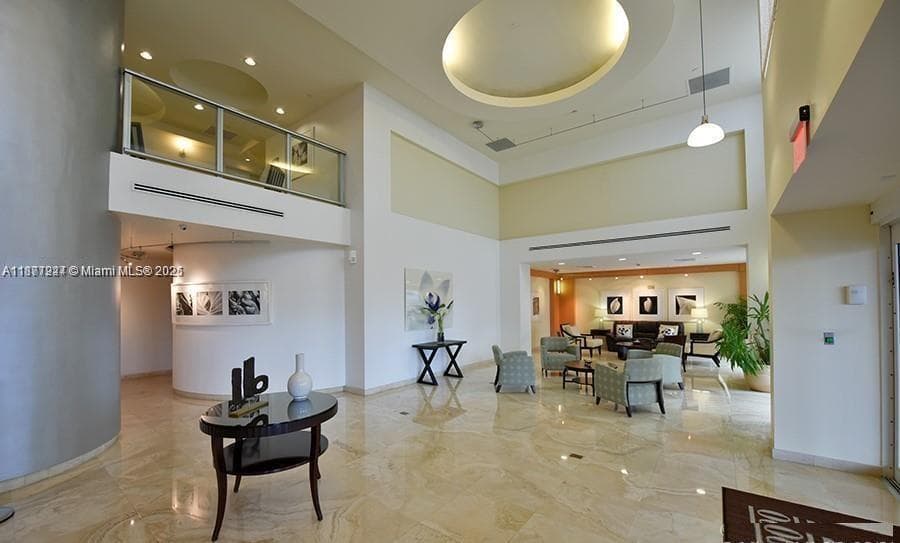 2080 Ocean Dr 3