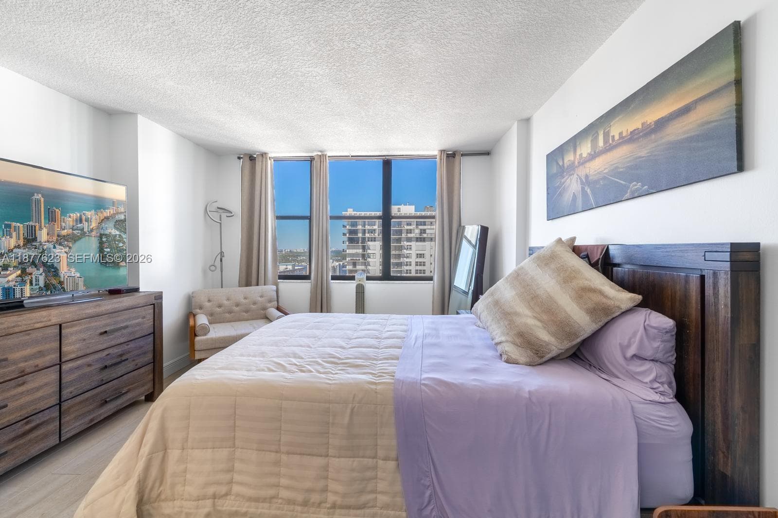 2401 Ocean Dr 2504 photo 17