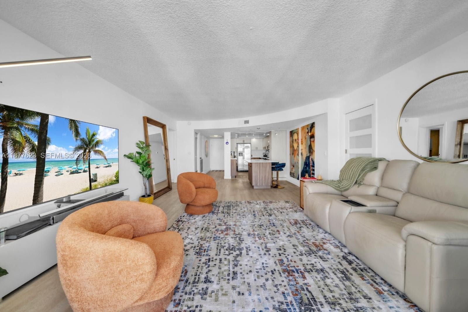 2401 Ocean Dr 3