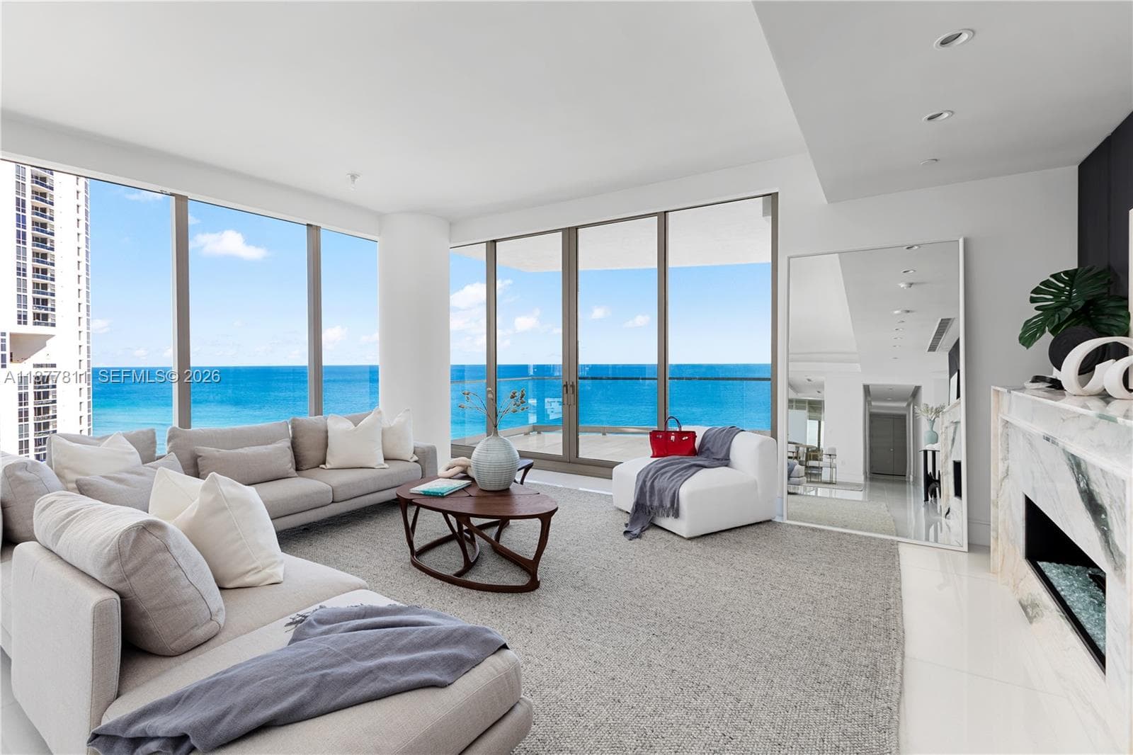 17975 Collins Ave 5