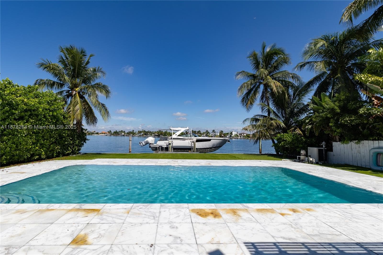 1215 Biscayne Point Rd 2