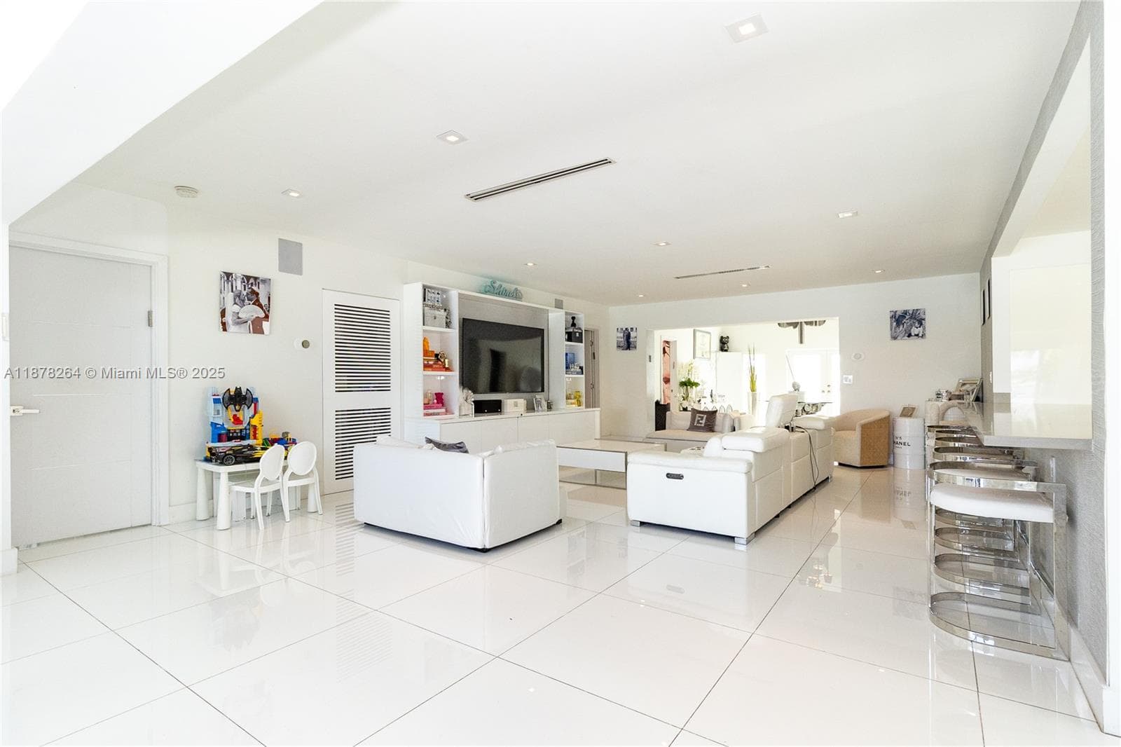 1215 Biscayne Point Rd photo 14