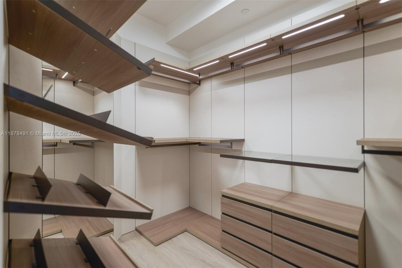 16051 Collins Ave 2102 photo 16