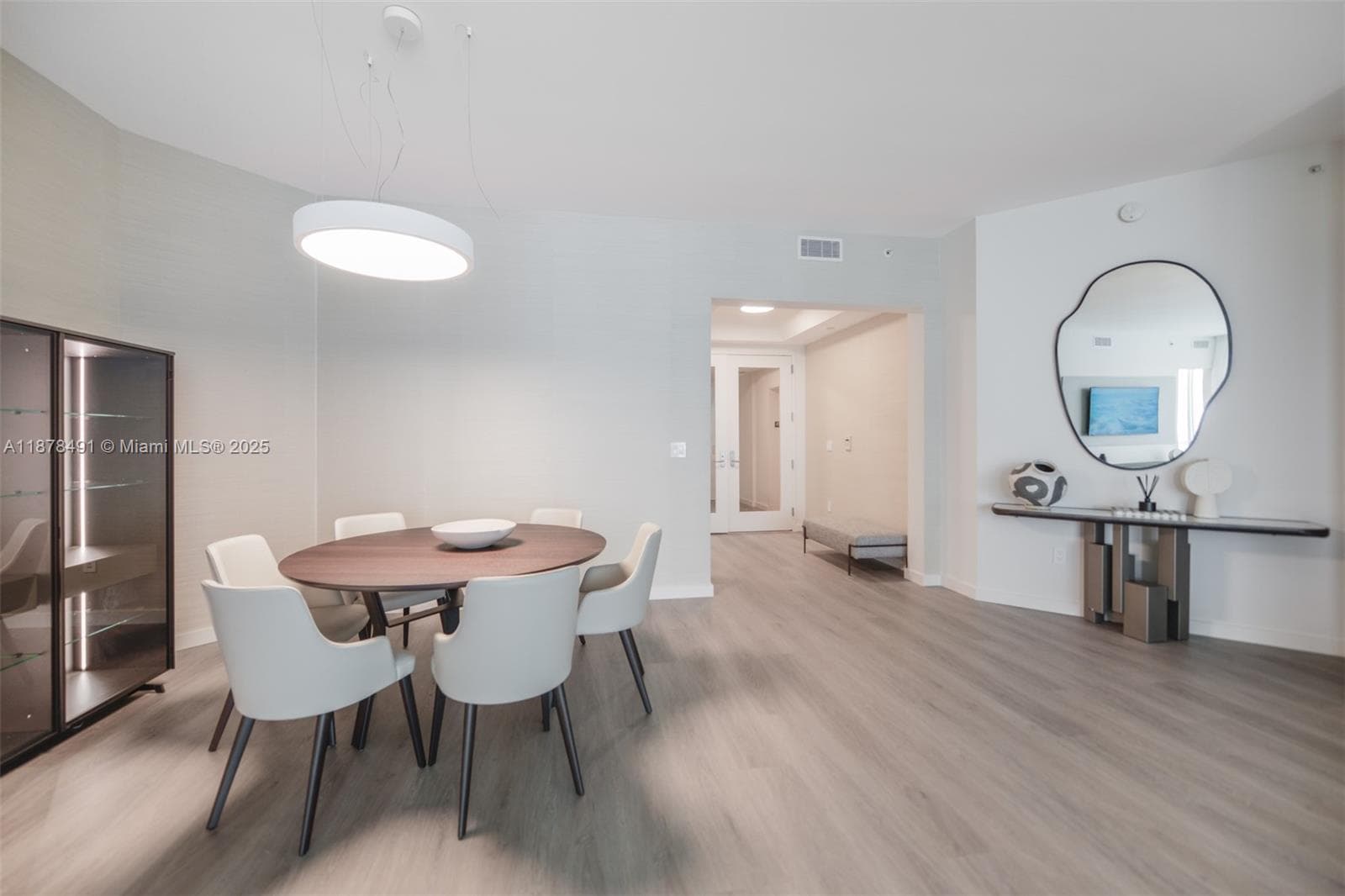 16051 Collins Ave 2102 photo 7