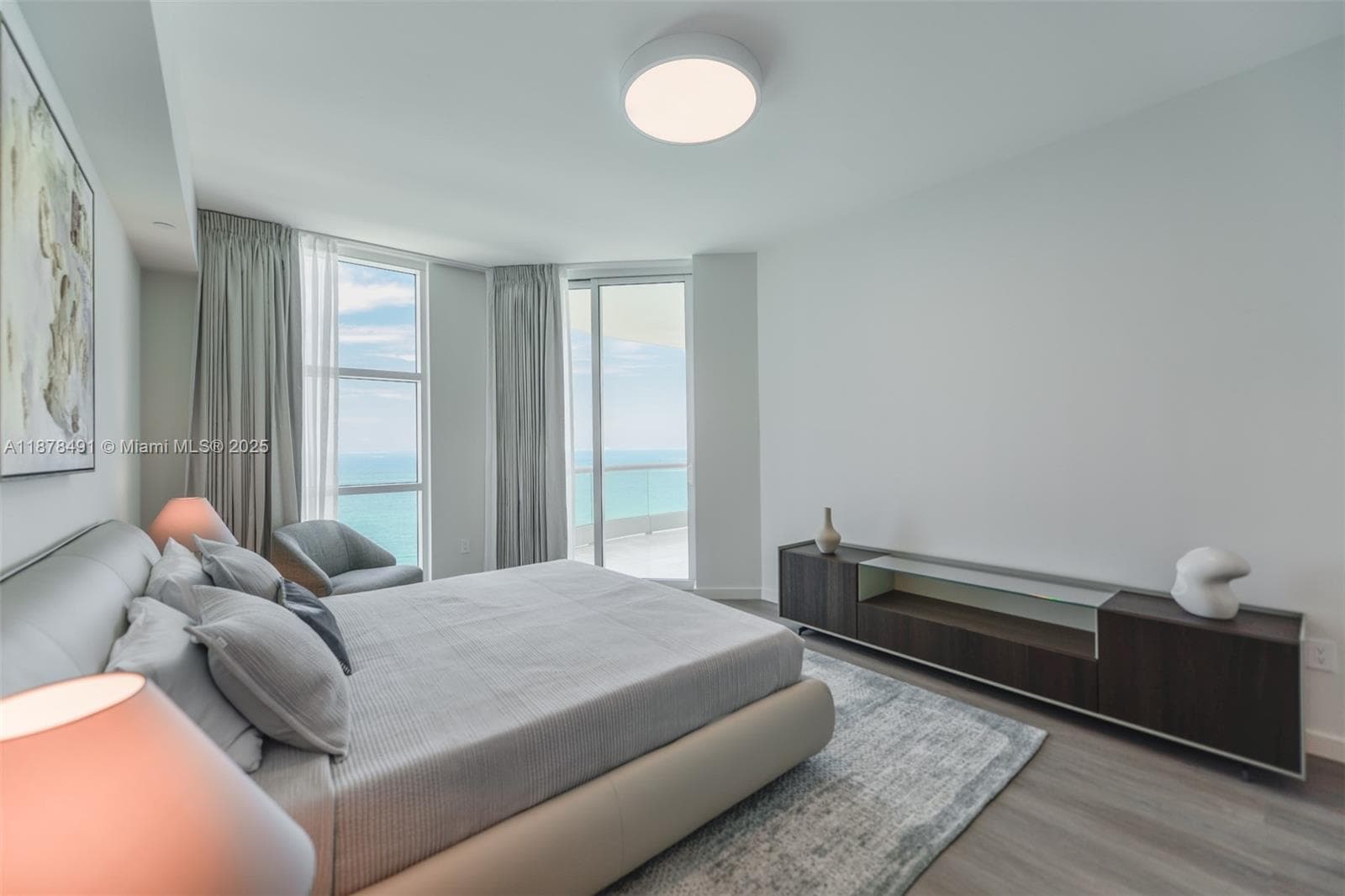 16051 Collins Ave 2102 photo 14