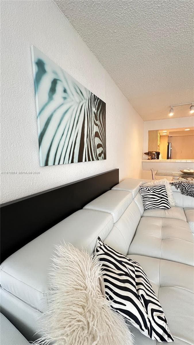 2030 S Ocean Dr 725 photo 13