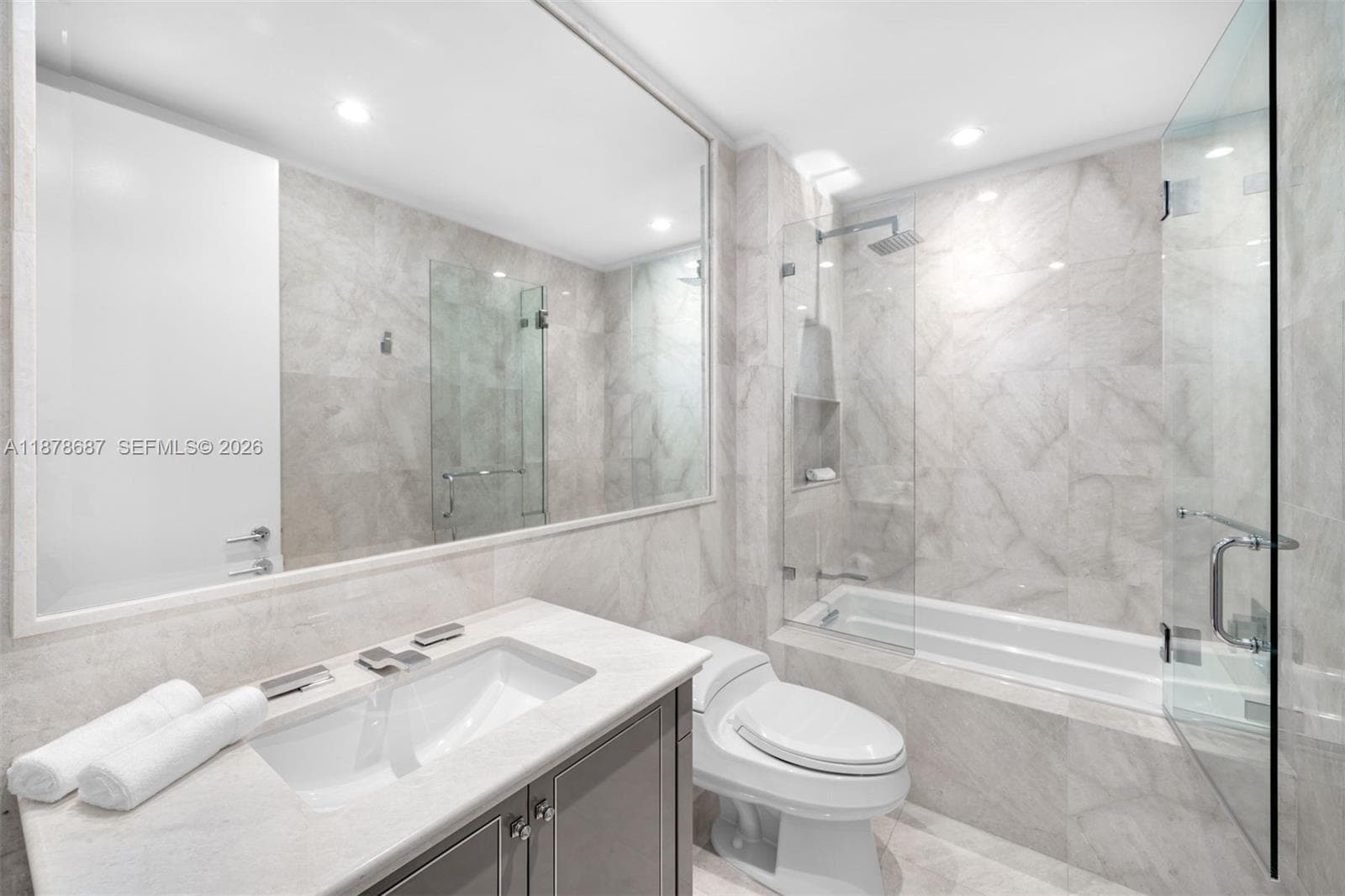 9349 Collins Ave 406 photo 23