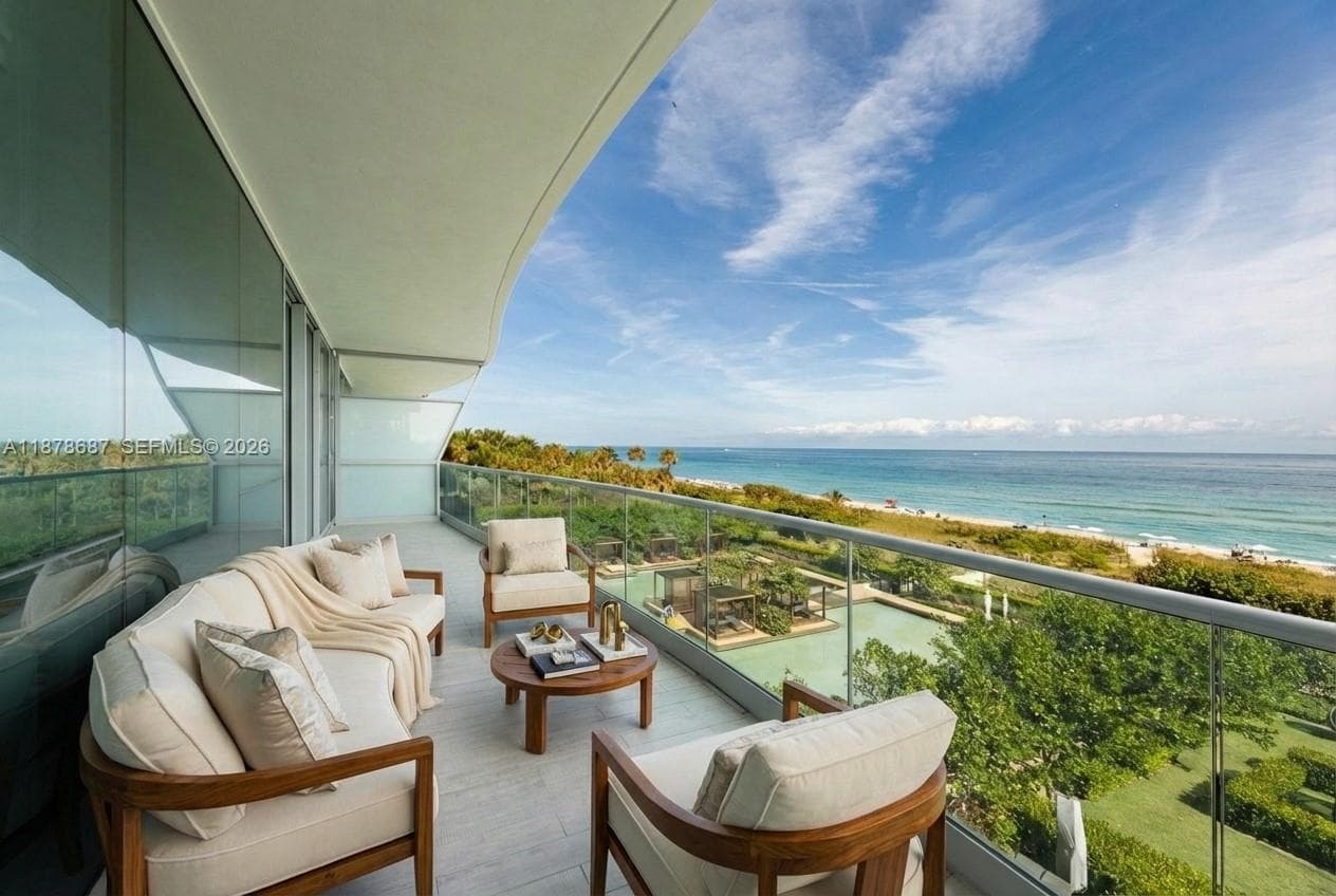 9349 Collins Ave 1