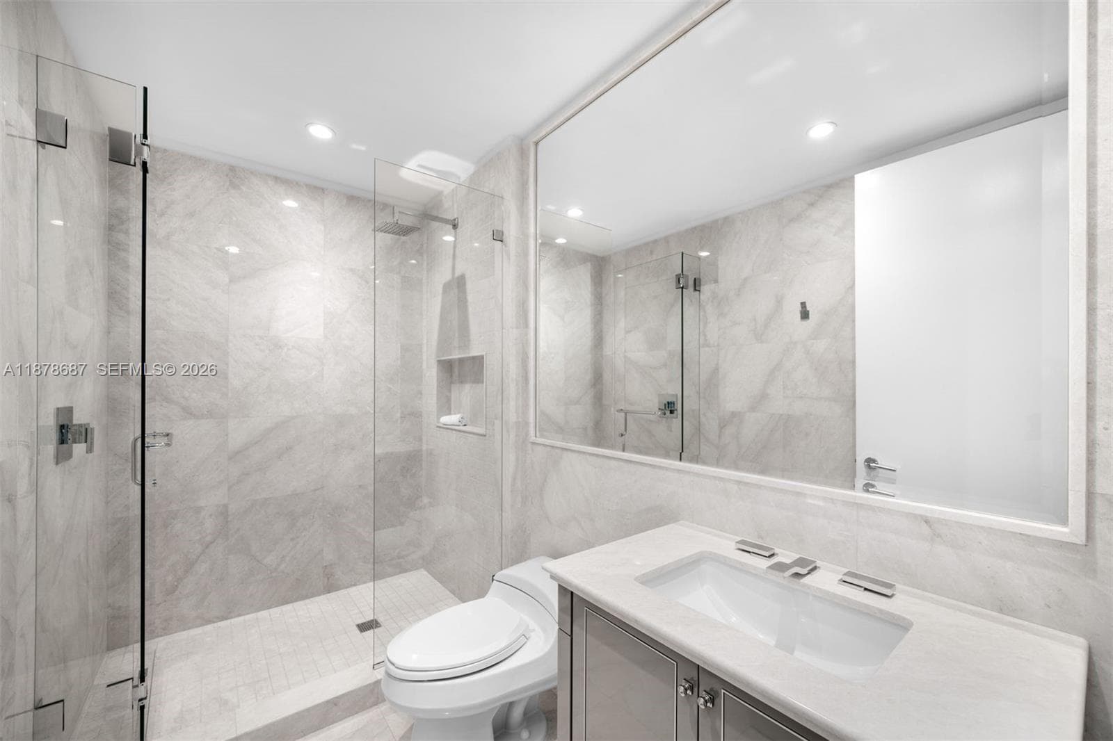 9349 Collins Ave 406 photo 25