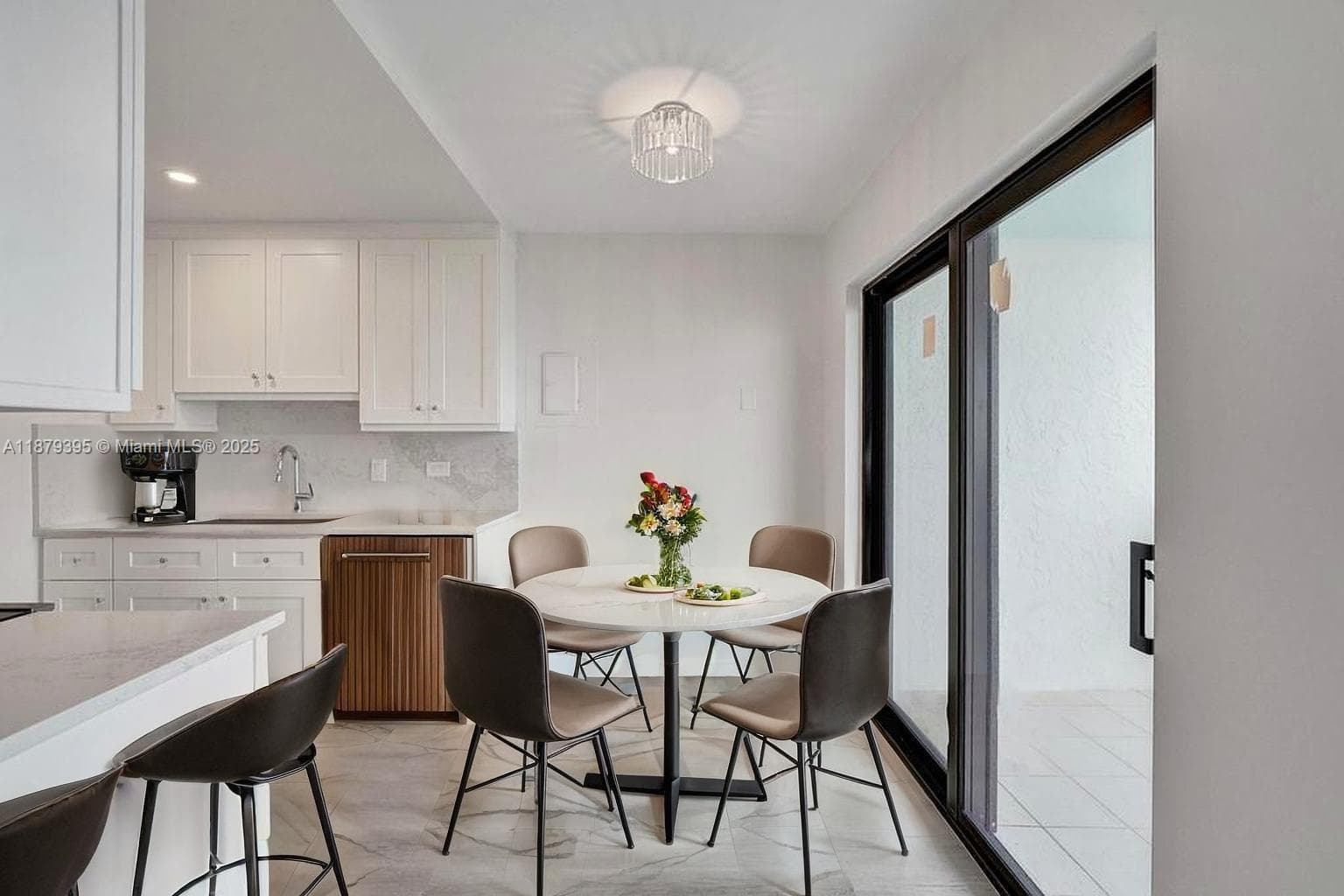 1201 Ocean Dr 3